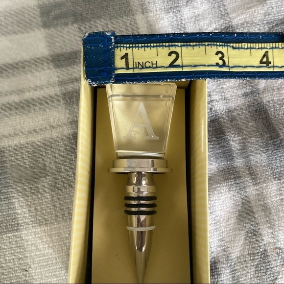 NEW Cypress Dining Monogram Engrave “A” Crystal Wine Bottle Stopper Clear Silver - Picture 6 of 6